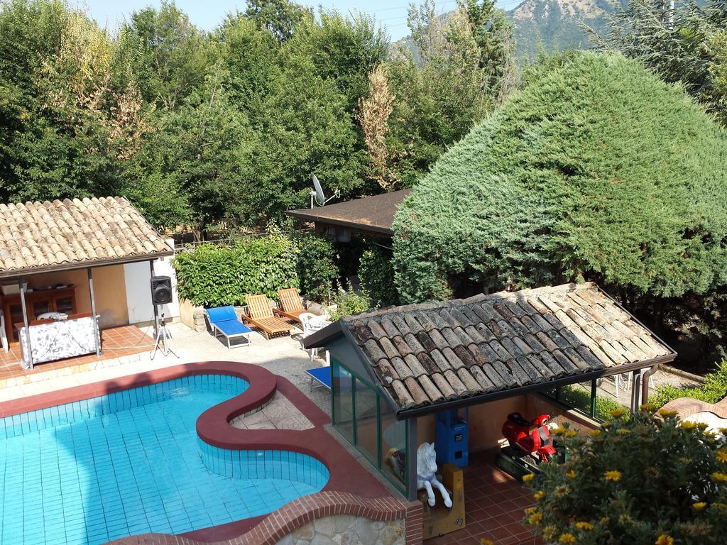 Parco Sogni D'Oro Aparthotel Montella Kamer foto