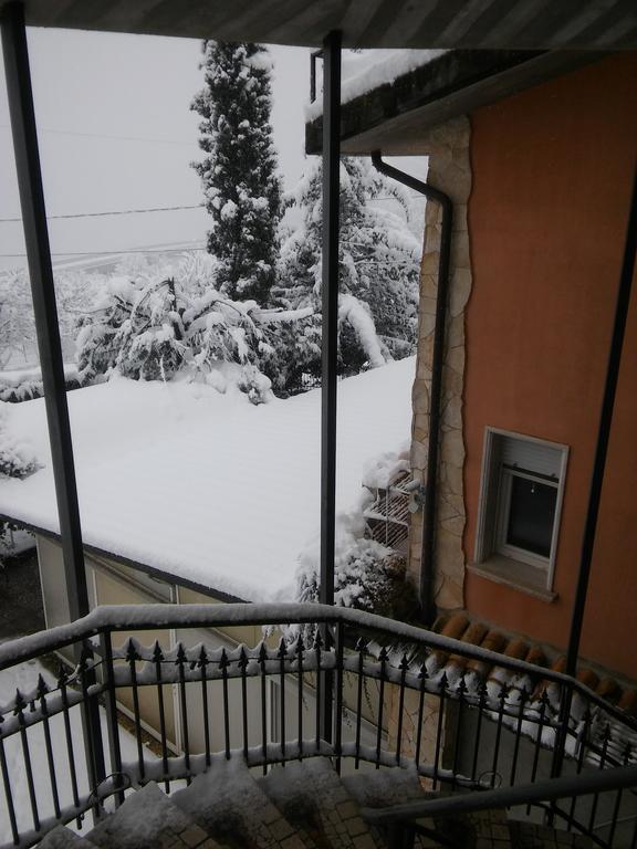 Parco Sogni D'Oro Aparthotel Montella Buitenkant foto