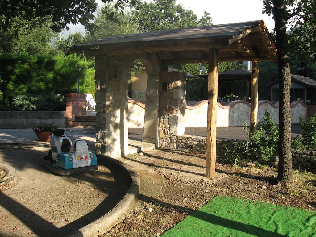 Parco Sogni D'Oro Aparthotel Montella Buitenkant foto